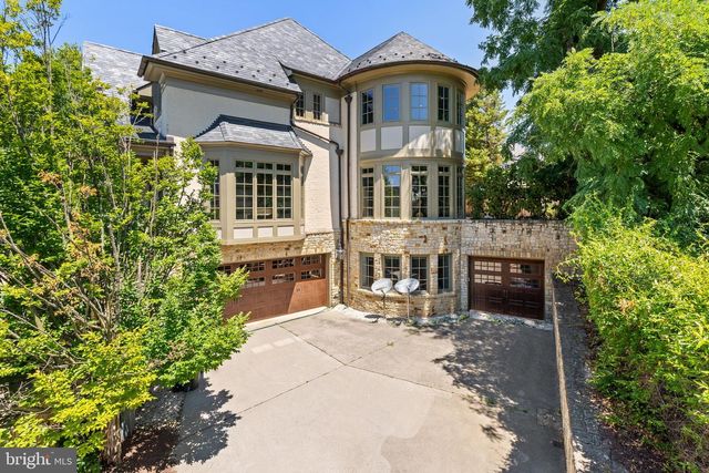 6413 GARNETT DR, Chevy Chase, MD 20815