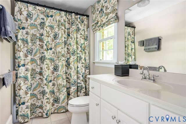 631 Monacan Dr, Richmond, VA 23238
