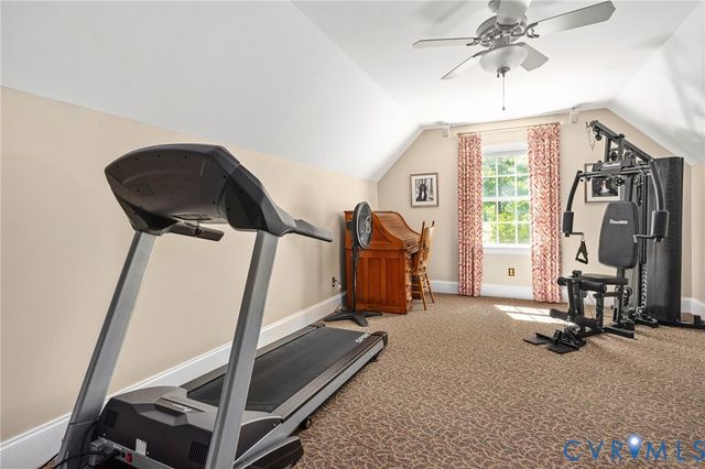 631 Monacan Dr, Richmond, VA 23238