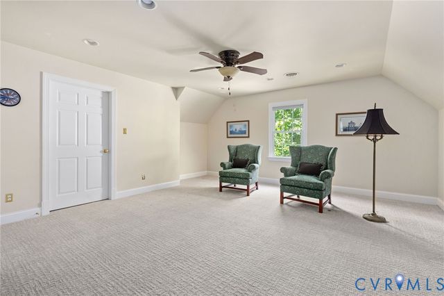 631 Monacan Dr, Richmond, VA 23238