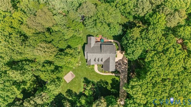 631 Monacan Dr, Richmond, VA 23238