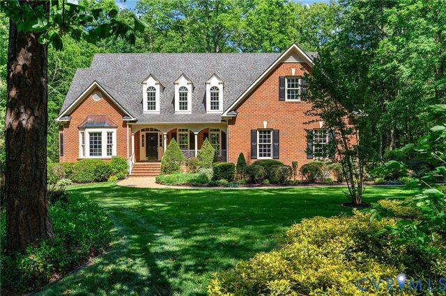 631 Monacan Dr, Richmond, VA 23238