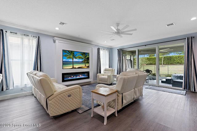 11798 SW Waterford Isle Way, Port St. Lucie, FL 34987