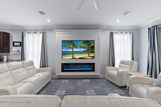 11798 SW Waterford Isle Way, Port St. Lucie, FL 34987