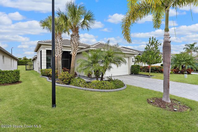 11798 SW Waterford Isle Way, Port St. Lucie, FL 34987