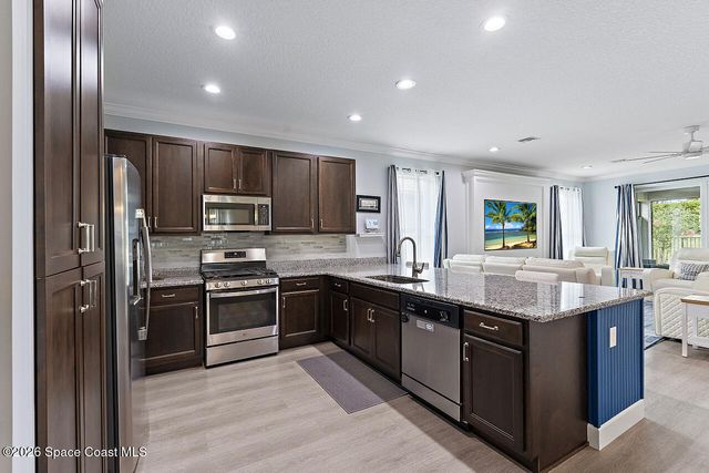 11798 SW Waterford Isle Way, Port St. Lucie, FL 34987