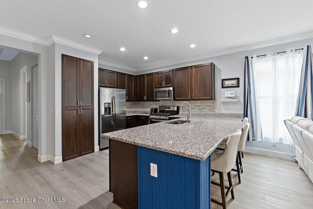 11798 SW Waterford Isle Way, Port St. Lucie, FL 34987