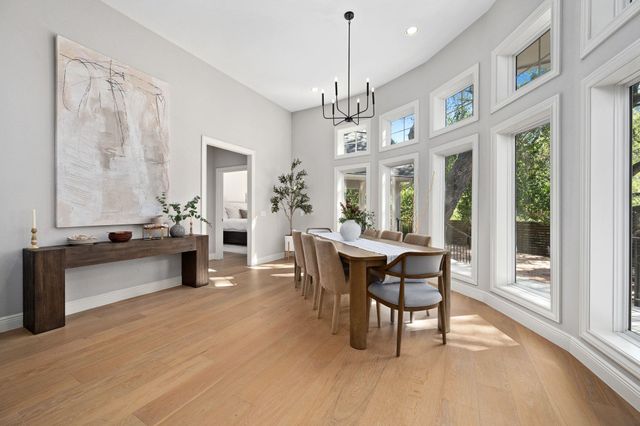 5300 N Scout Island CIR, Austin, TX 78731