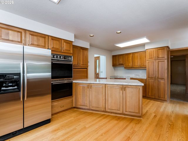15995 Ne EILERS Rd, Aurora, OR 97002