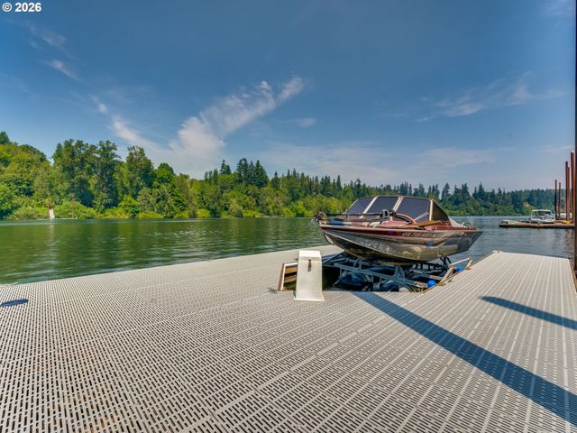 15995 Ne EILERS Rd, Aurora, OR 97002
