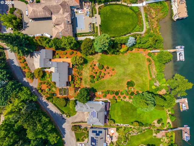 15995 Ne EILERS Rd, Aurora, OR 97002