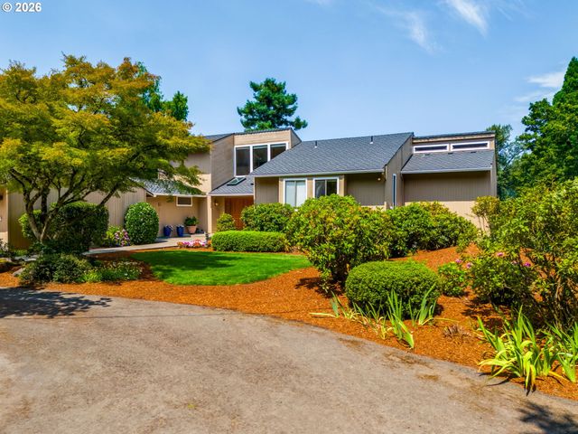 15995 Ne EILERS Rd, Aurora, OR 97002