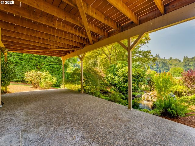 15995 Ne EILERS Rd, Aurora, OR 97002