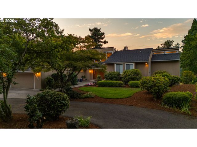 15995 Ne EILERS Rd, Aurora, OR 97002