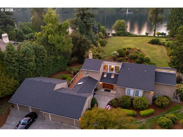 15995 Ne EILERS Rd, Aurora, OR 97002