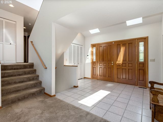 15995 Ne EILERS Rd, Aurora, OR 97002
