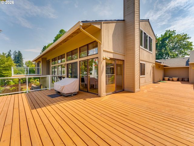 15995 Ne EILERS Rd, Aurora, OR 97002