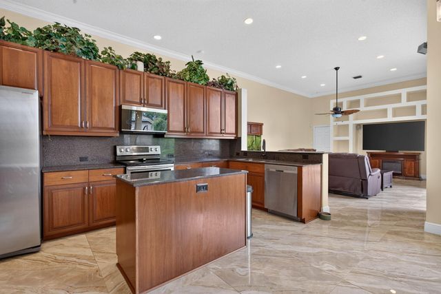 10002 NW 58th Court NW, Parkland, FL 33076