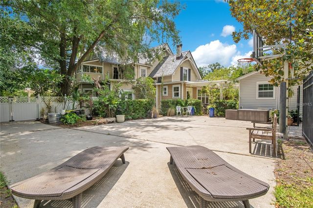 614 LAKE AVENUE, Orlando, FL 32801