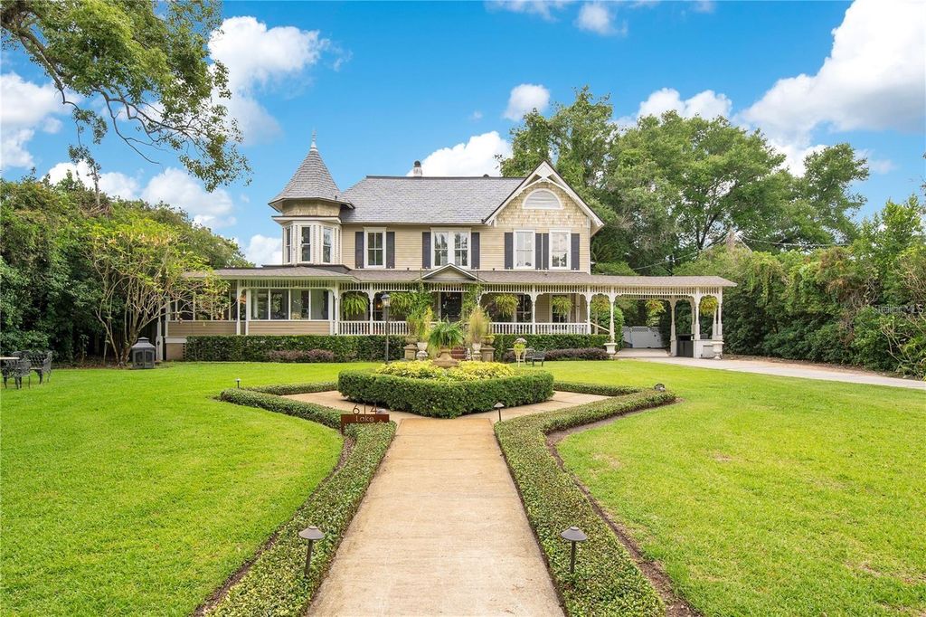 614 LAKE AVENUE, Orlando, FL 32801