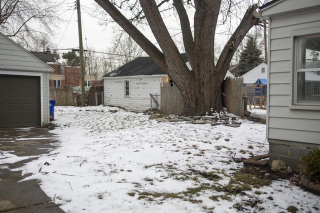 5273 Hillcrest Street, Detroit City, MI 48236