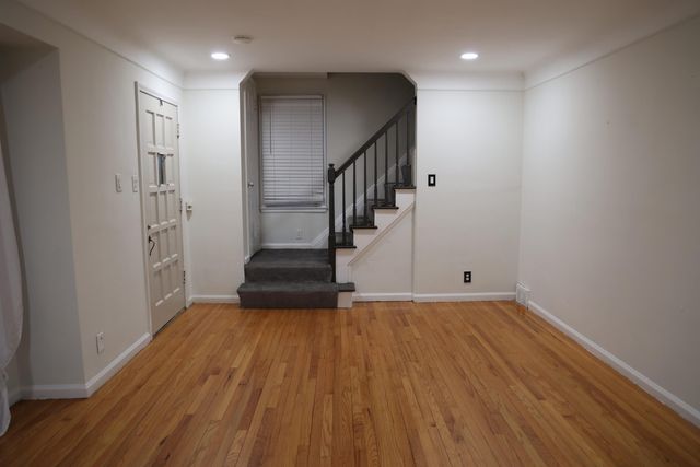 5273 Hillcrest Street, Detroit City, MI 48236