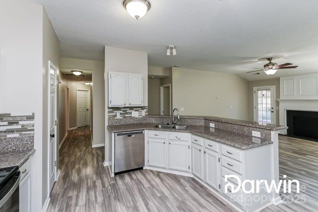 11204 Clayford Ridge Drive, Charlotte, NC 28215