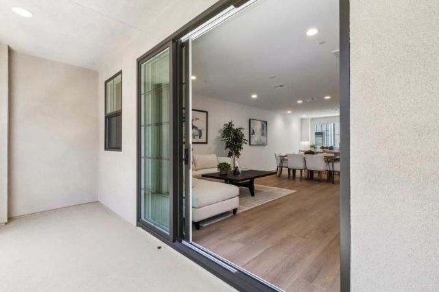 2548 Elderberry Lane, Carlsbad, CA 92008