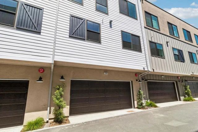 2548 Elderberry Lane, Carlsbad, CA 92008