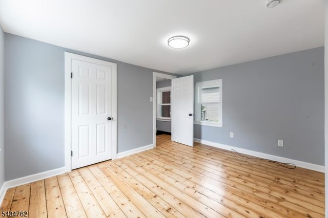 29 Wall St, Raritan Boro, NJ 08869