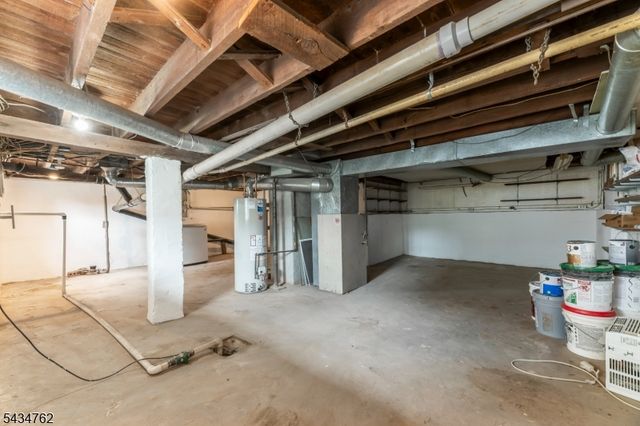 29 Wall St, Raritan Boro, NJ 08869