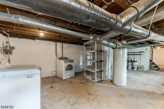 29 Wall St, Raritan Boro, NJ 08869