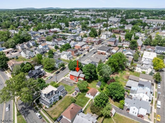 29 Wall St, Raritan Boro, NJ 08869