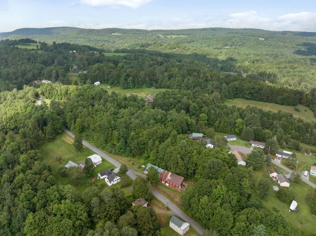 140 Pleasant Street, Williamstown, VT 05679