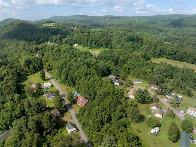 140 Pleasant Street, Williamstown, VT 05679