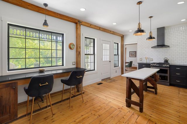 140 Pleasant Street, Williamstown, VT 05679