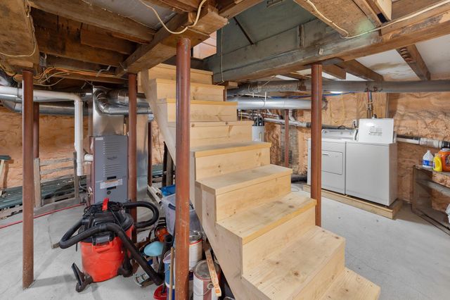 140 Pleasant Street, Williamstown, VT 05679