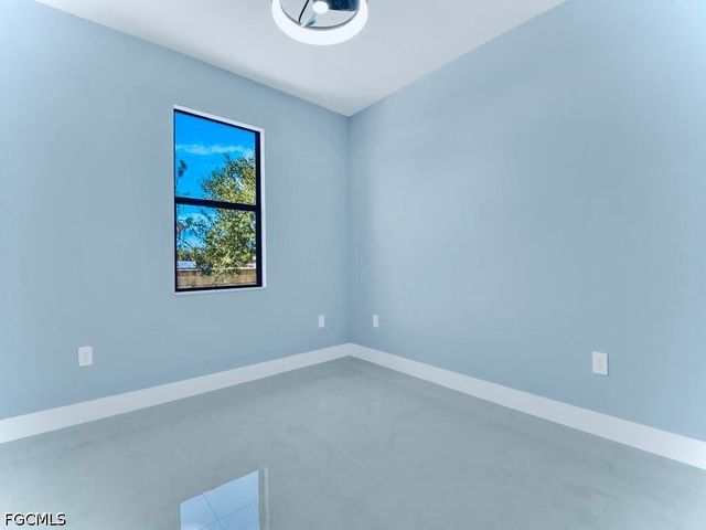 718 Bedford Point AVE, Lehigh Acres, FL 33974