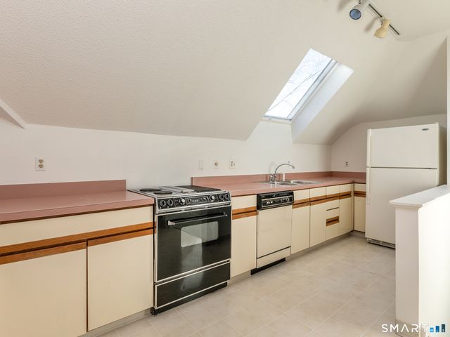 68 Wilson Avenue APT 105, Torrington, CT 06790