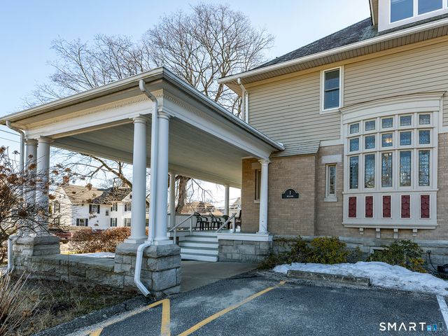 68 Wilson Avenue APT 105, Torrington, CT 06790