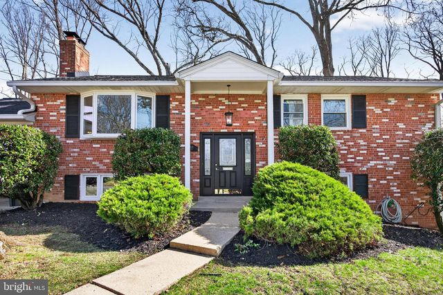2527 MIDWAY ST, Falls Church, VA 22046