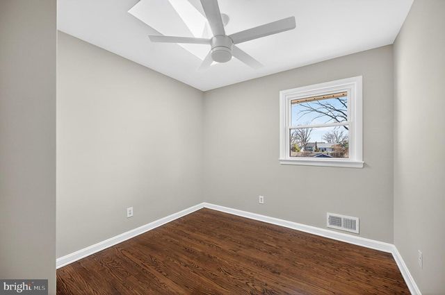 2527 MIDWAY ST, Falls Church, VA 22046