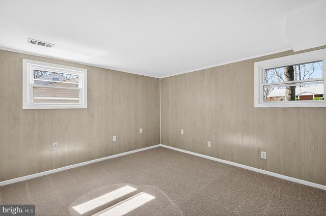 2527 MIDWAY ST, Falls Church, VA 22046