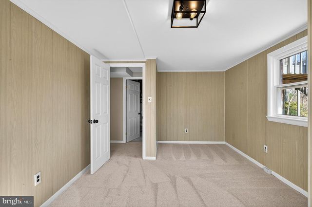 2527 MIDWAY ST, Falls Church, VA 22046