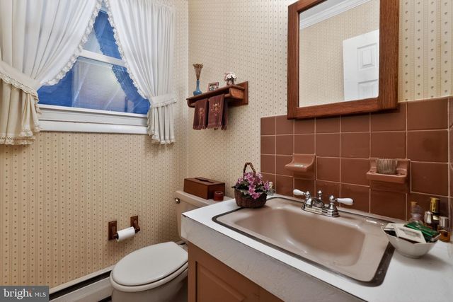 472 WADE AVE, Lansdale, PA 19446