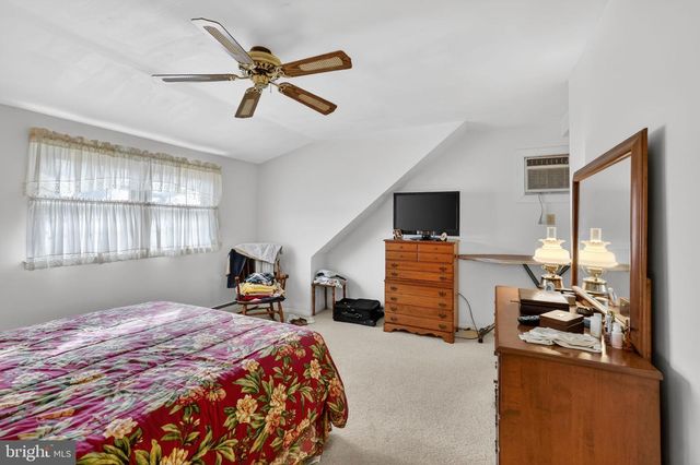 472 WADE AVE, Lansdale, PA 19446