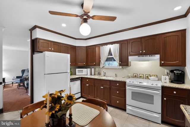 472 WADE AVE, Lansdale, PA 19446