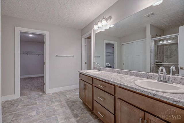 151 Hanford Lane, Monroe, OH 45050