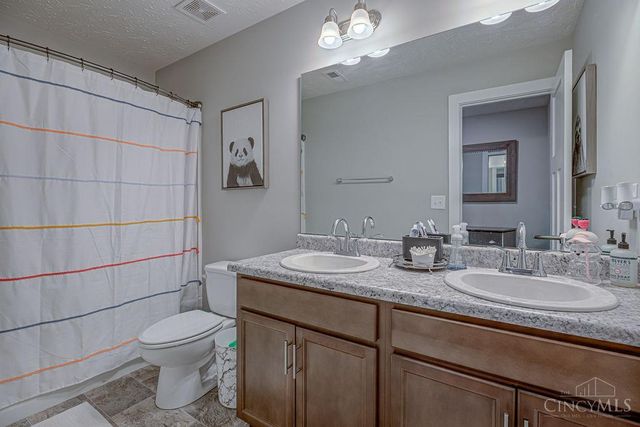 151 Hanford Lane, Monroe, OH 45050