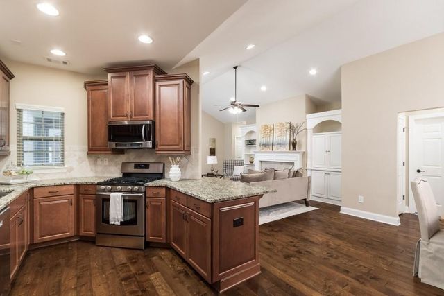 320 Brookhaven Walk, Johns Creek, GA 30097